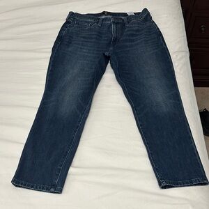 Banana Republic high waisted straight leg dark blue jeans in regular length 32